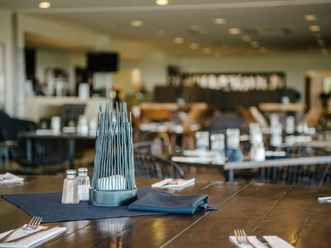 Mercure Clear Mountain Lodge - QLD Tourism 35