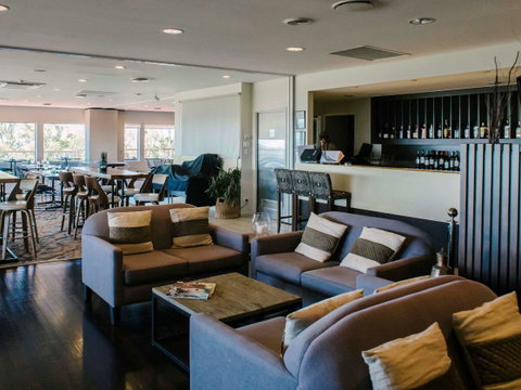Mercure Clear Mountain Lodge - QLD Tourism 34