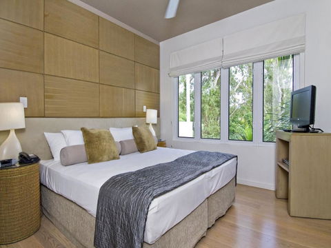 Beach Club Port Douglas Luxury Apartments - QLD Tourism 10