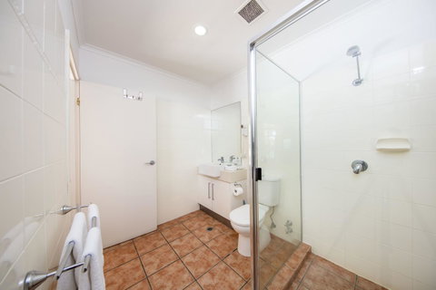 Paradise On The Beach Resort - QLD Tourism 18