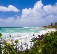 Rainbow Bay Backpackers - QLD Tourism