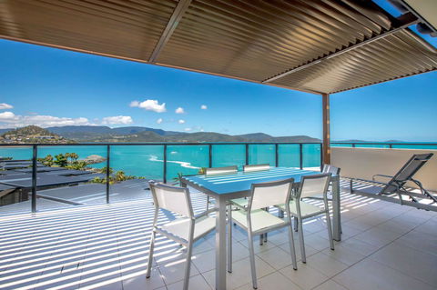 Mirage Whitsundays - QLD Tourism 5