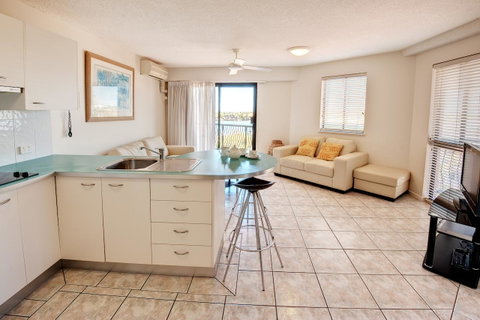 Nautilus Resort Mooloolaba - QLD Tourism 23