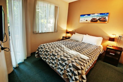 Nautilus Resort Mooloolaba - QLD Tourism 38