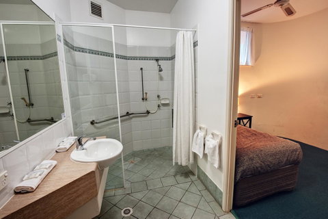 Nautilus Resort Mooloolaba - QLD Tourism 40
