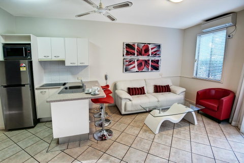 Nautilus Resort Mooloolaba - QLD Tourism 36