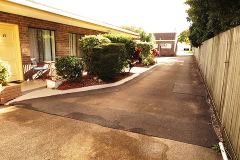 Twin Pines Motel - QLD Tourism 27