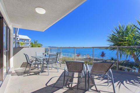 Noosa Shores Resort - QLD Tourism 12