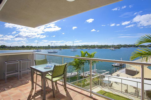 Noosa Shores Resort - QLD Tourism 10
