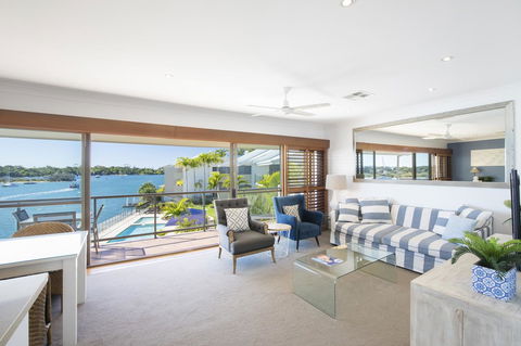 Noosa Shores Resort - QLD Tourism 15