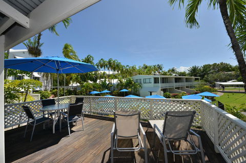 Seascape Holidays At Beachfront Terraces - Queensland Tourism 22