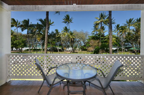 Seascape Holidays At Beachfront Terraces - Queensland Tourism 26