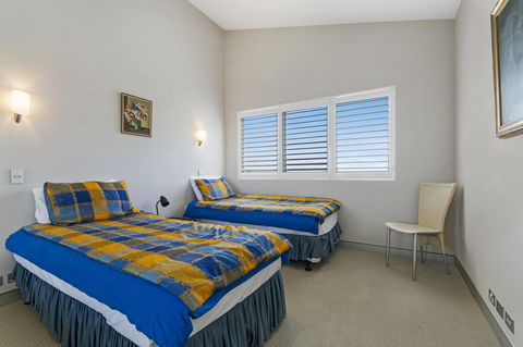 Redvue Holiday Apartments - QLD Tourism 22