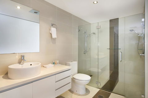 Redvue Holiday Apartments - QLD Tourism 23