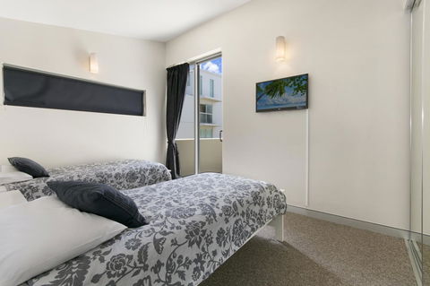 Redvue Holiday Apartments - QLD Tourism 31
