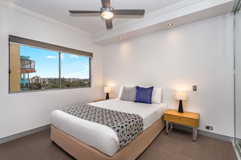 Redvue Holiday Apartments - QLD Tourism 14