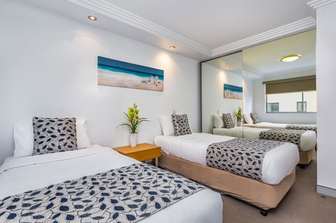 Redvue Holiday Apartments - QLD Tourism 8