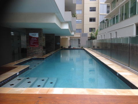 Redvue Holiday Apartments - QLD Tourism 9