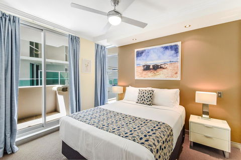 Redvue Holiday Apartments - QLD Tourism 6