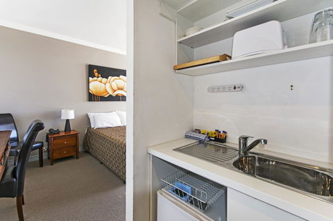 Redvue Holiday Apartments - QLD Tourism 25