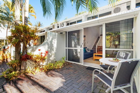 Caribbean Noosa - Queensland Tourism 25