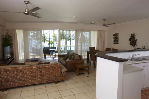 Mariners North Holiday Apartments - QLD Tourism 31