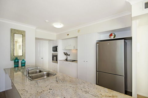 Mariners North Holiday Apartments - QLD Tourism 24