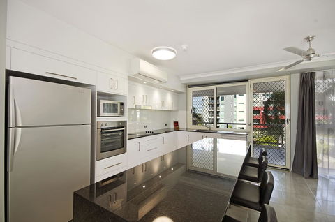 Mariners North Holiday Apartments - QLD Tourism 33