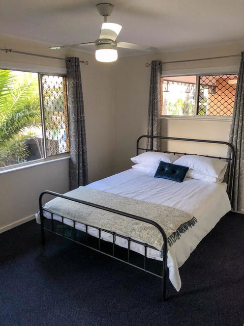 Picnic Point Villas - QLD Tourism 1