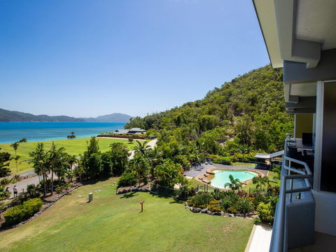 Beach Lodges - Queensland Tourism 6