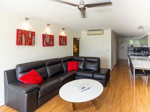 Beach Lodges - Queensland Tourism 32