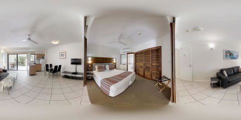 Silkari The Pavilions - Queensland Tourism 2