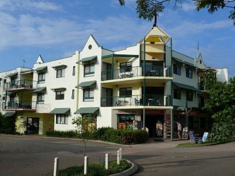 Magnetic Sunsets Resort - Queensland Tourism 0