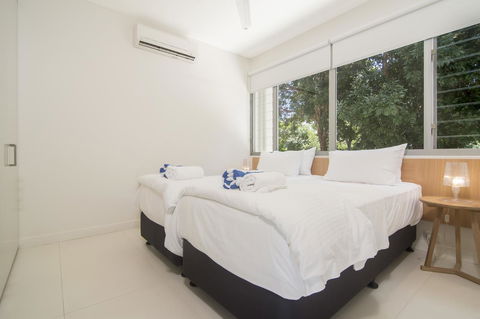 Pool Resort Port Douglas - Queensland Tourism 33