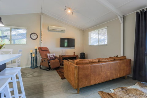 Bed & Breakfast 1 Bedroom Guest House - QLD Tourism 25