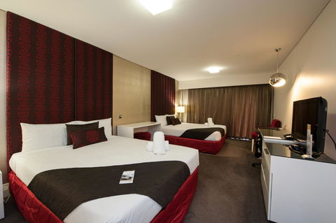 City Golf Club Motel - Queensland Tourism 4