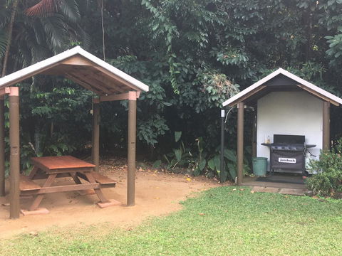 Eco Village Mission Beach - QLD Tourism 8