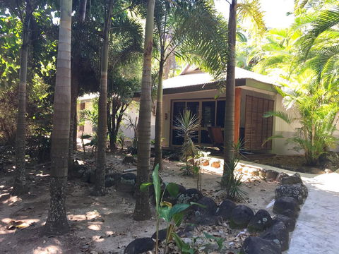 Eco Village Mission Beach - QLD Tourism 21