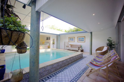 [ ANDY'S BEACH HOUSE ] - QLD Tourism 20