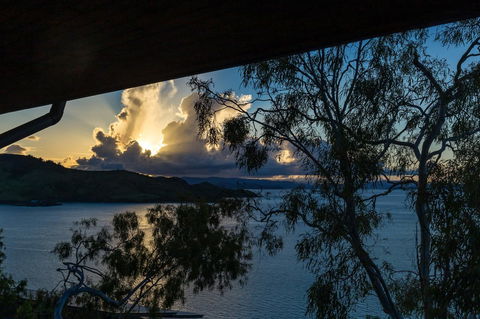 Shorelines - QLD Tourism 35