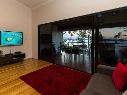 Shorelines - QLD Tourism 27