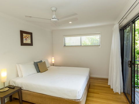 Shorelines - QLD Tourism 43
