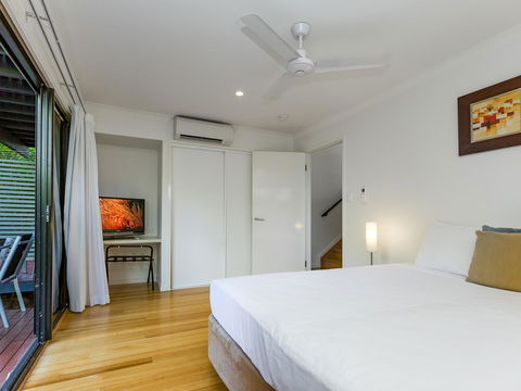 Shorelines - QLD Tourism 42