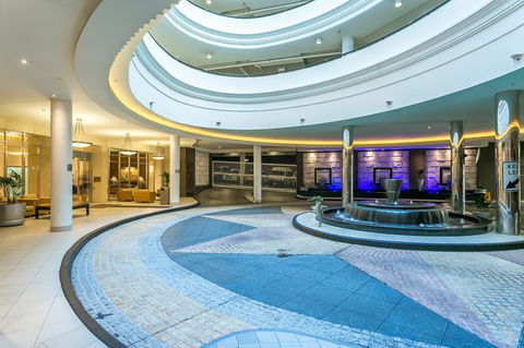 Mantra Towers Of Chevron - Queensland Tourism 5