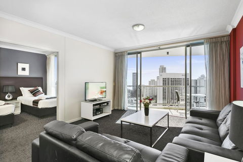 Mantra Towers Of Chevron - Queensland Tourism 20