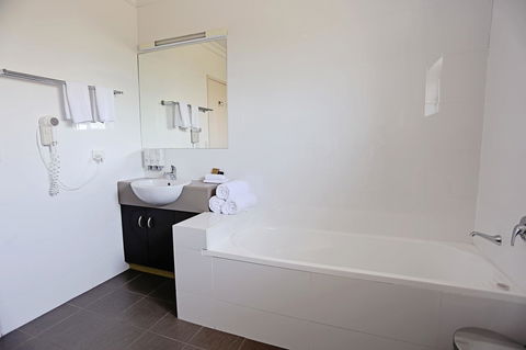 Drovers Motor Inn - QLD Tourism 12