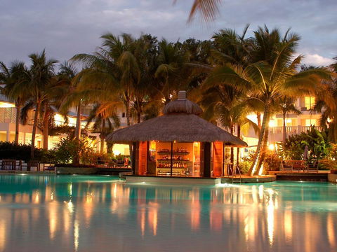 Palm Cove Paradise - Couples Spa Beach Getaway - QLD Tourism 16