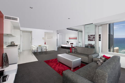 Q1 Resort & Spa - Official - Queensland Tourism 27