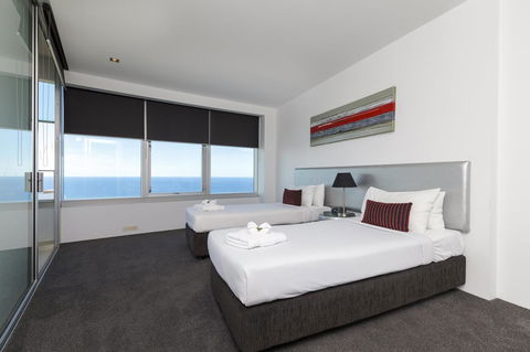 Q1 Resort & Spa - Official - Queensland Tourism 8