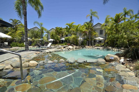 Skippers Cove Waterfront Resort - QLD Tourism 23